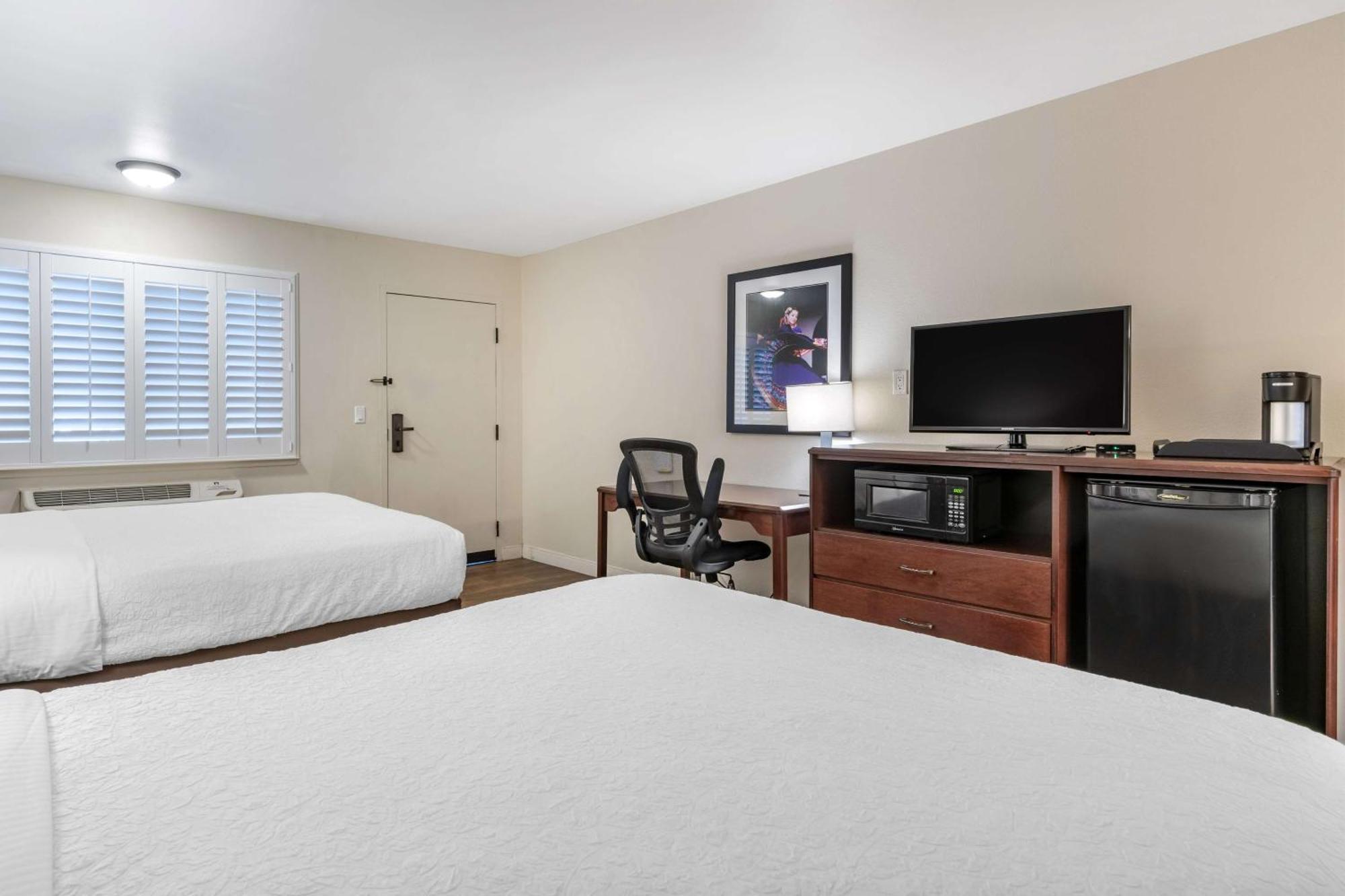 Best Western Rose Garden Inn Watsonville Exterior photo