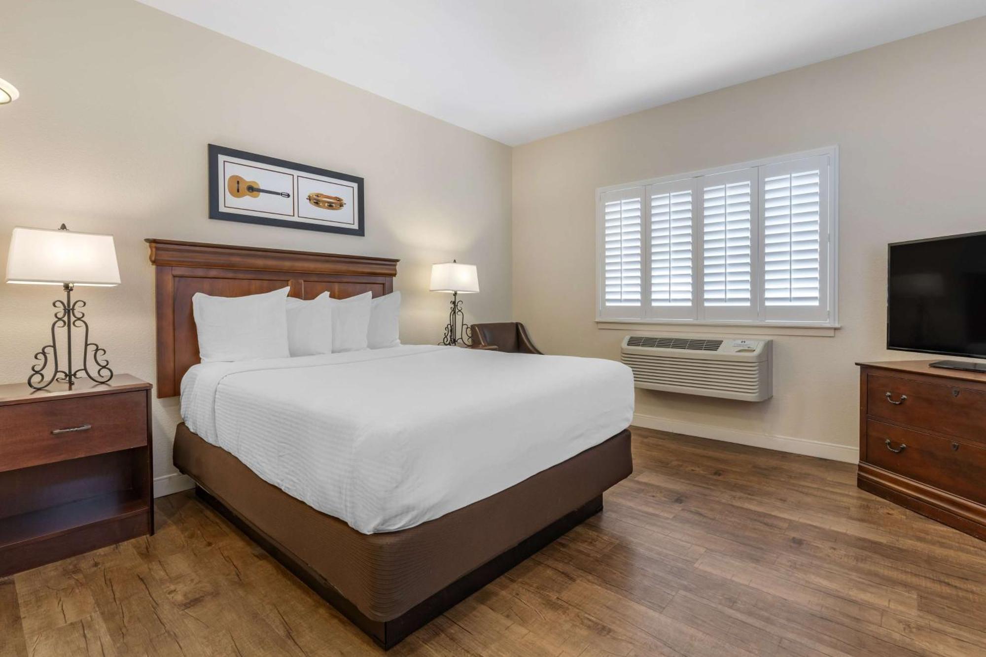 Best Western Rose Garden Inn Watsonville Exterior photo