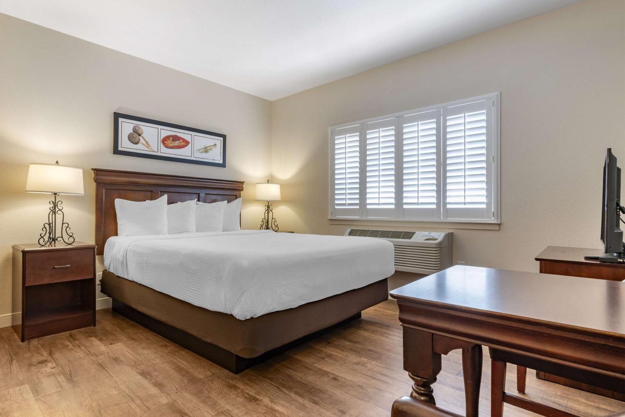 Best Western Rose Garden Inn Watsonville Exterior photo
